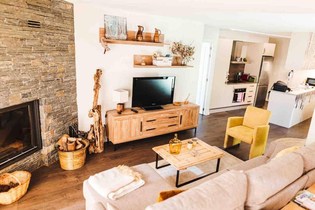 Precioso Apartamento Con Jardin Privado A 4 Km De Puigcerda Enveitg Esterno foto